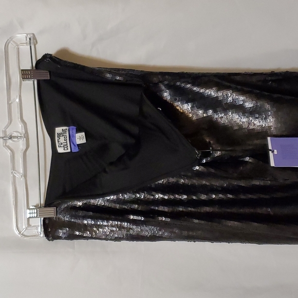 Future Collective with Kahlana Barfield Brown High-Rise Sequin Flare Pan… - Picture 14 of 16